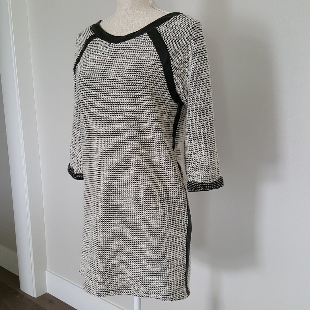 $120 Faux Leather Trim Tunic Sweater 3/4 Sleeve Gray Knit Size S